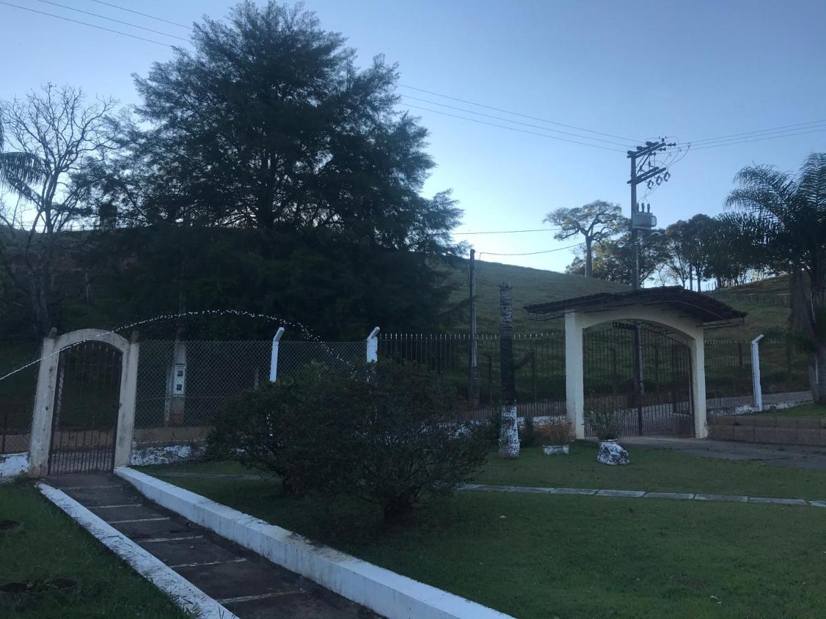 Sitio Dos Rodrigues Villa Lindoia Exterior photo